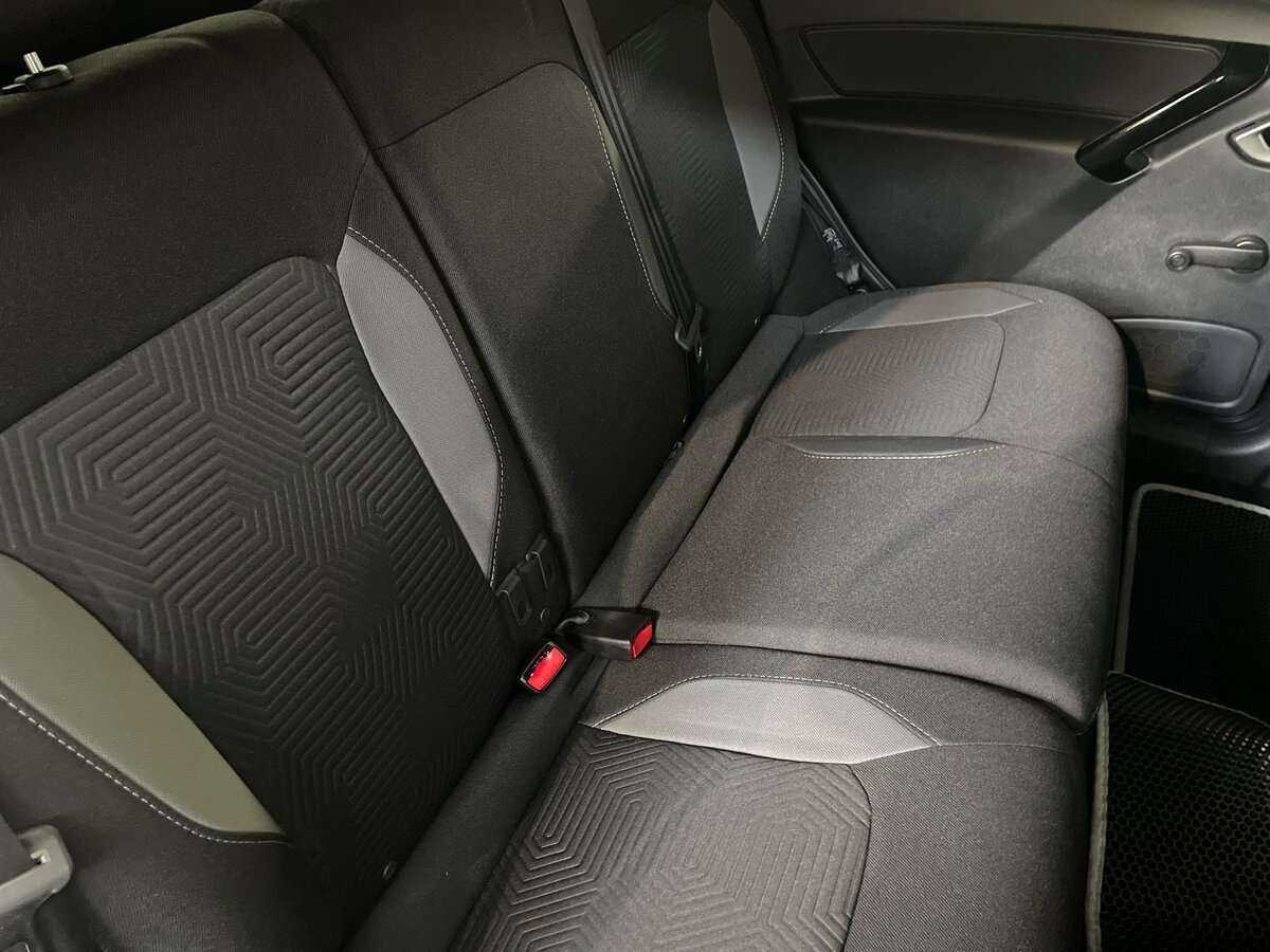 Купить Lada (ВАЗ) Granta с пробегом. Фото: #17