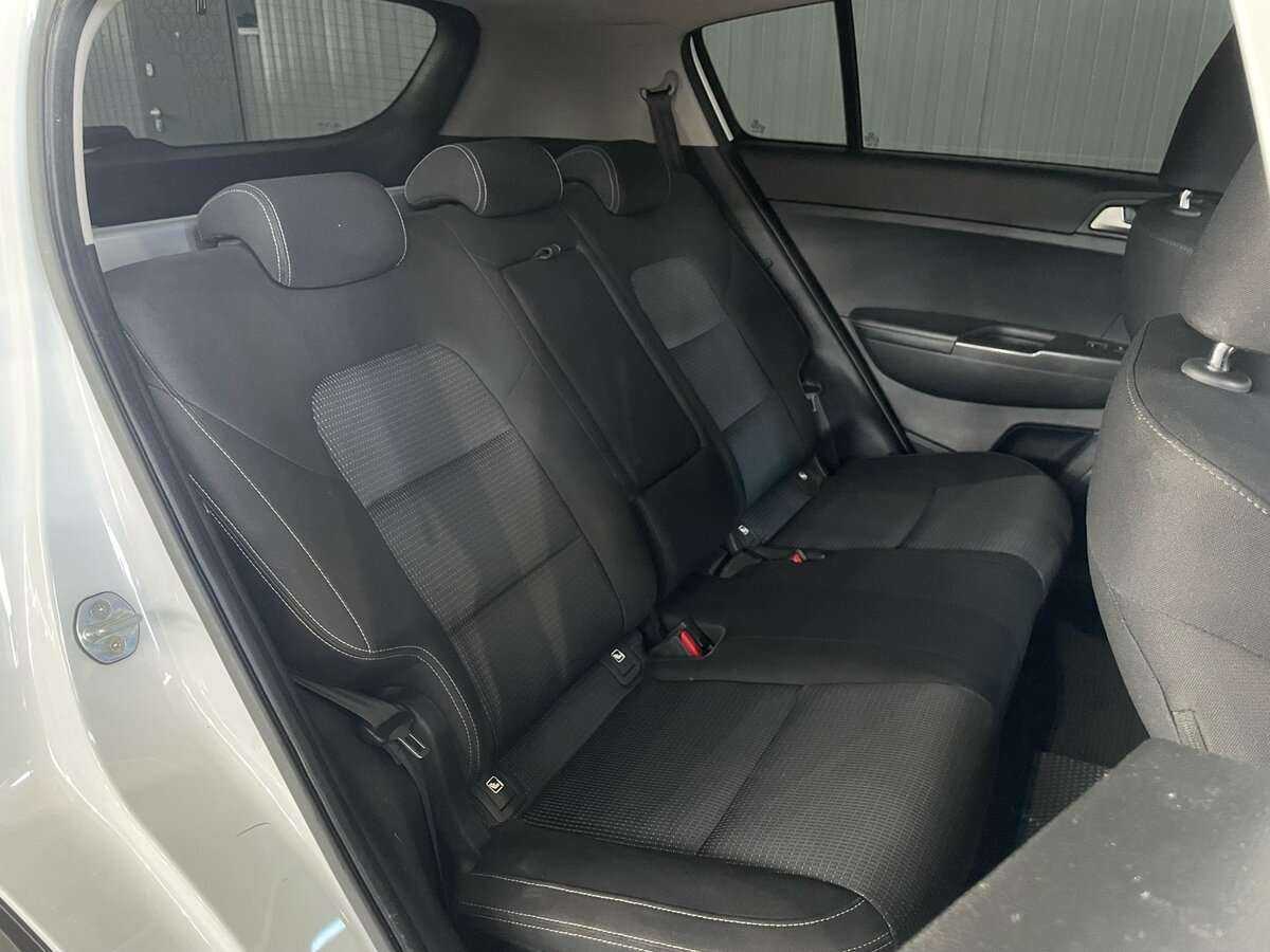 Купить Kia Sportage с пробегом. Фото: #16