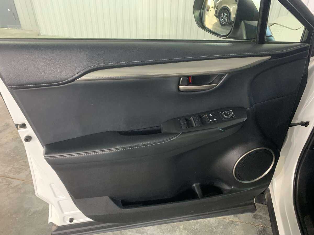 Купить Lexus NX с пробегом. Фото: #16