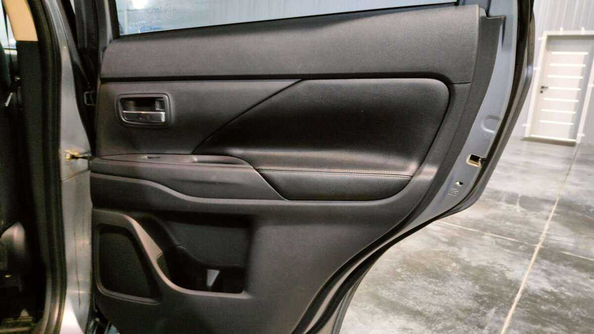 Продажа Б/У Митсубиши Оутлэндер. Фото: #18