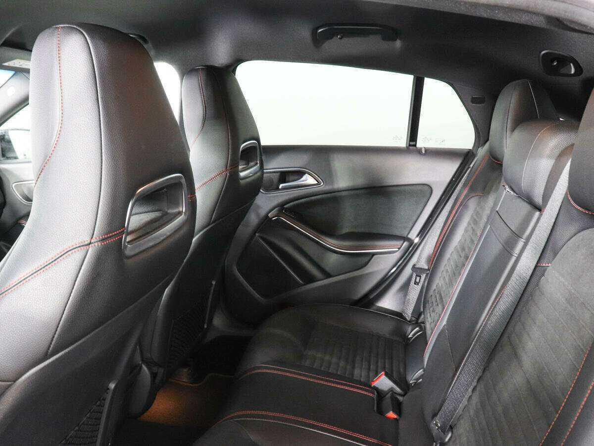 Купить Mercedes-Benz CLA с пробегом. Фото: #11