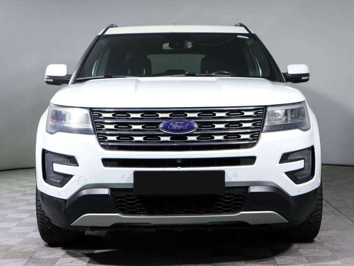 Купить Ford Explorer с пробегом. Фото: #1