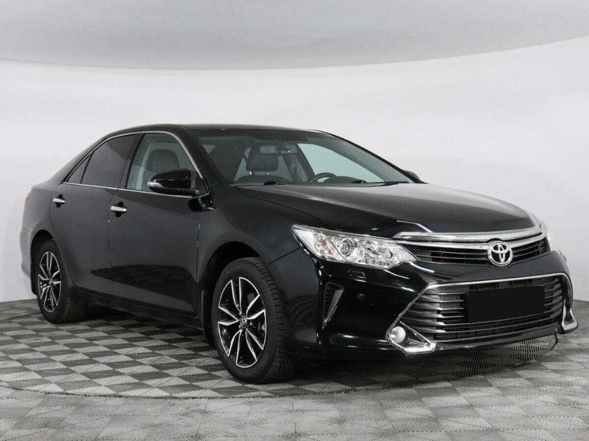Купить Toyota Camry с пробегом. Фото: #2