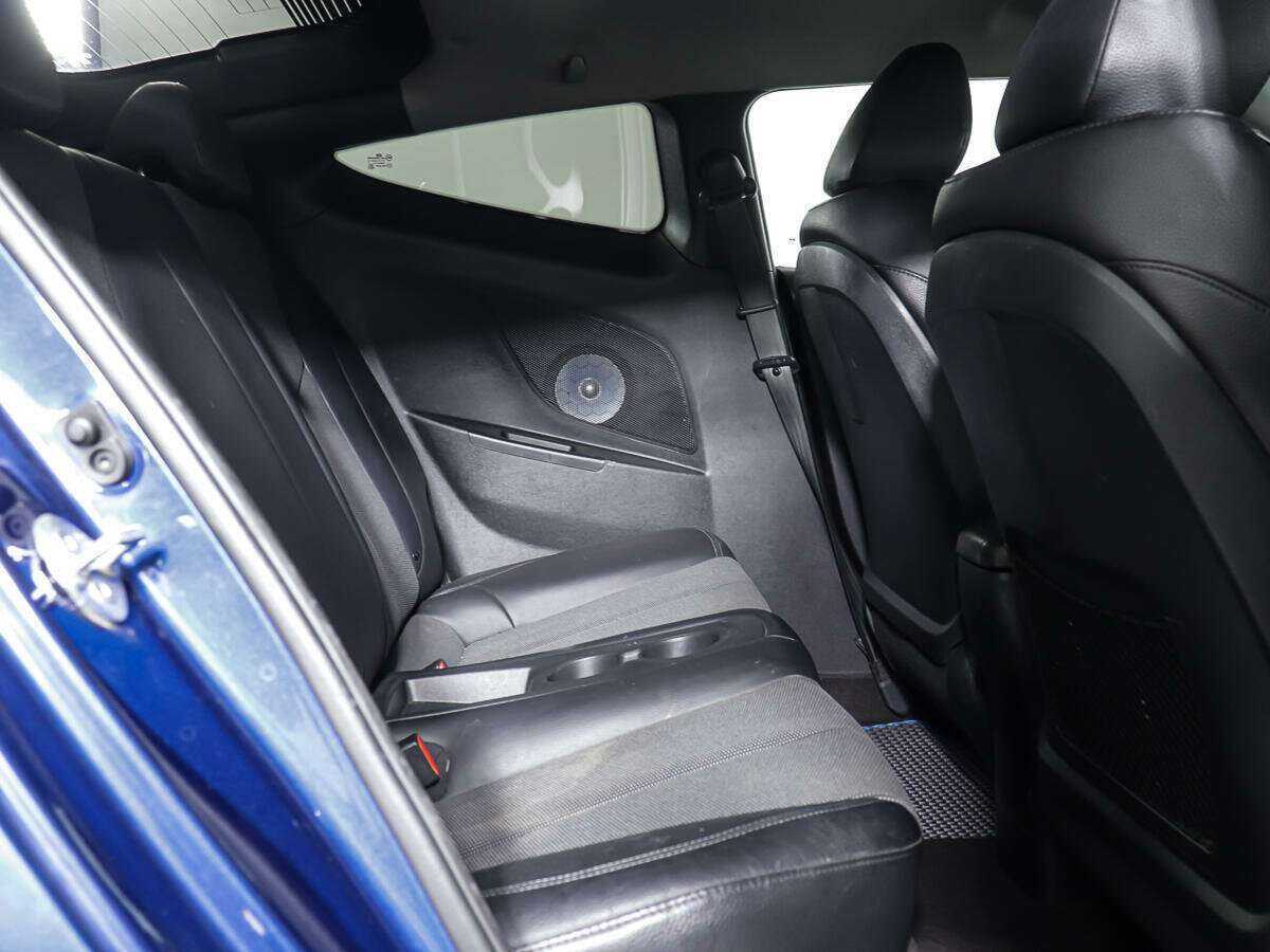 Купить Hyundai Veloster с пробегом. Фото: #9