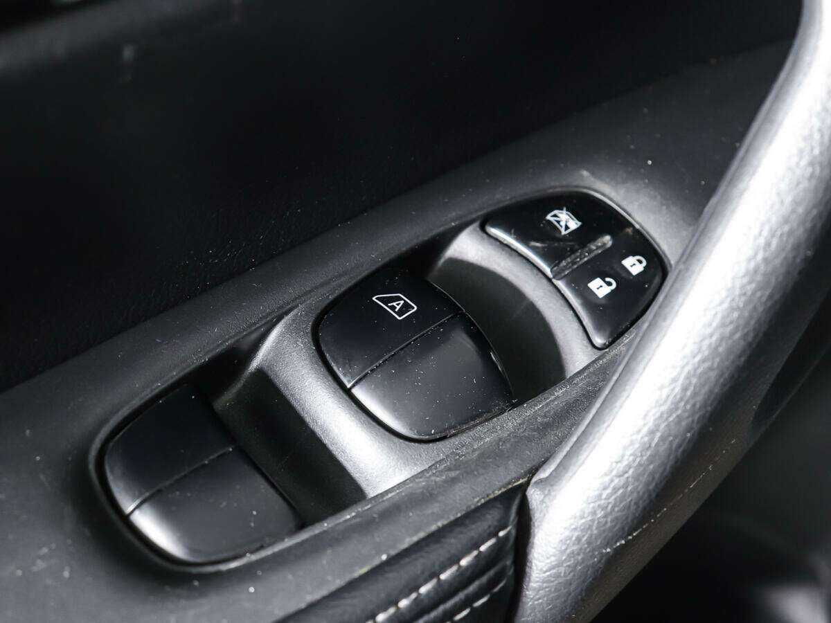 Купить Nissan X-Trail с пробегом. Фото: #15