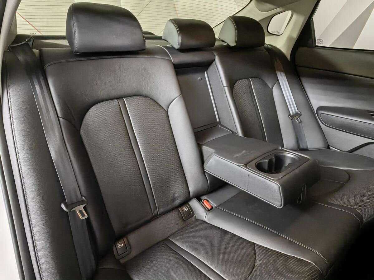 Купить Kia Optima с пробегом. Фото: #12