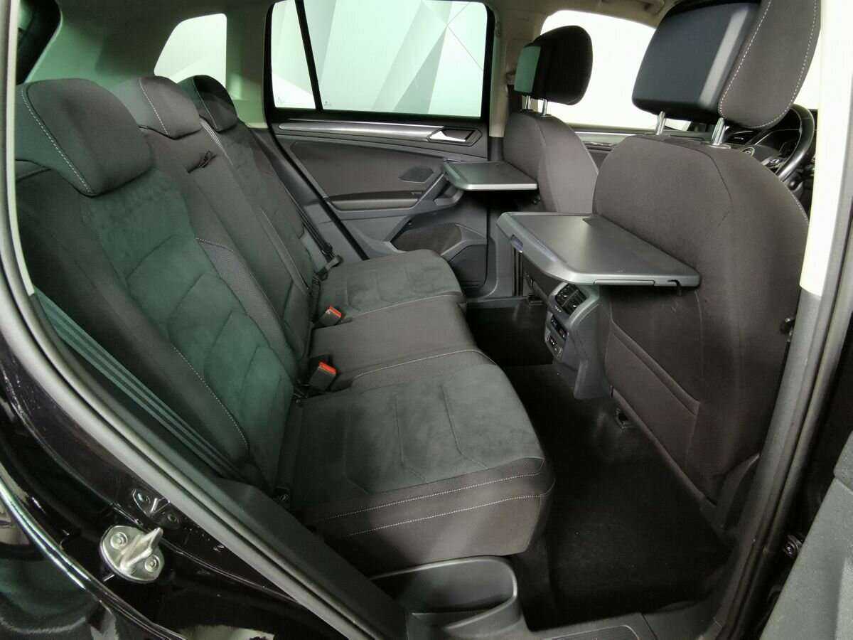Купить Volkswagen Tiguan с пробегом. Фото: #11