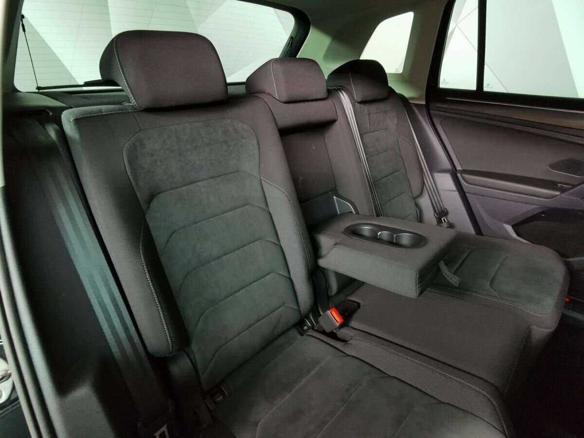 Купить Volkswagen Tiguan с пробегом. Фото: #12
