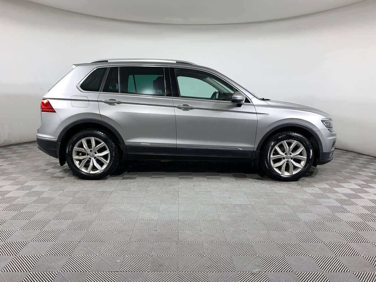 Купить Volkswagen Tiguan с пробегом. Фото: #2