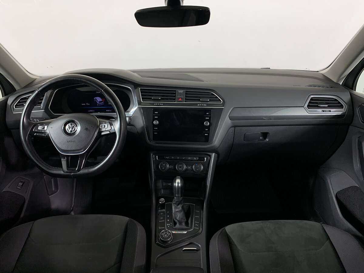 Купить Volkswagen Tiguan с пробегом. Фото: #8