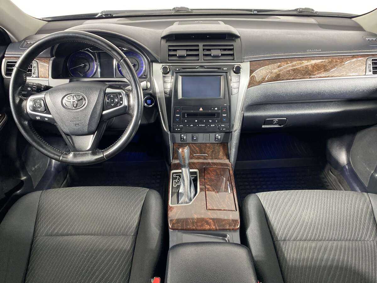Купить Toyota Camry с пробегом. Фото: #9