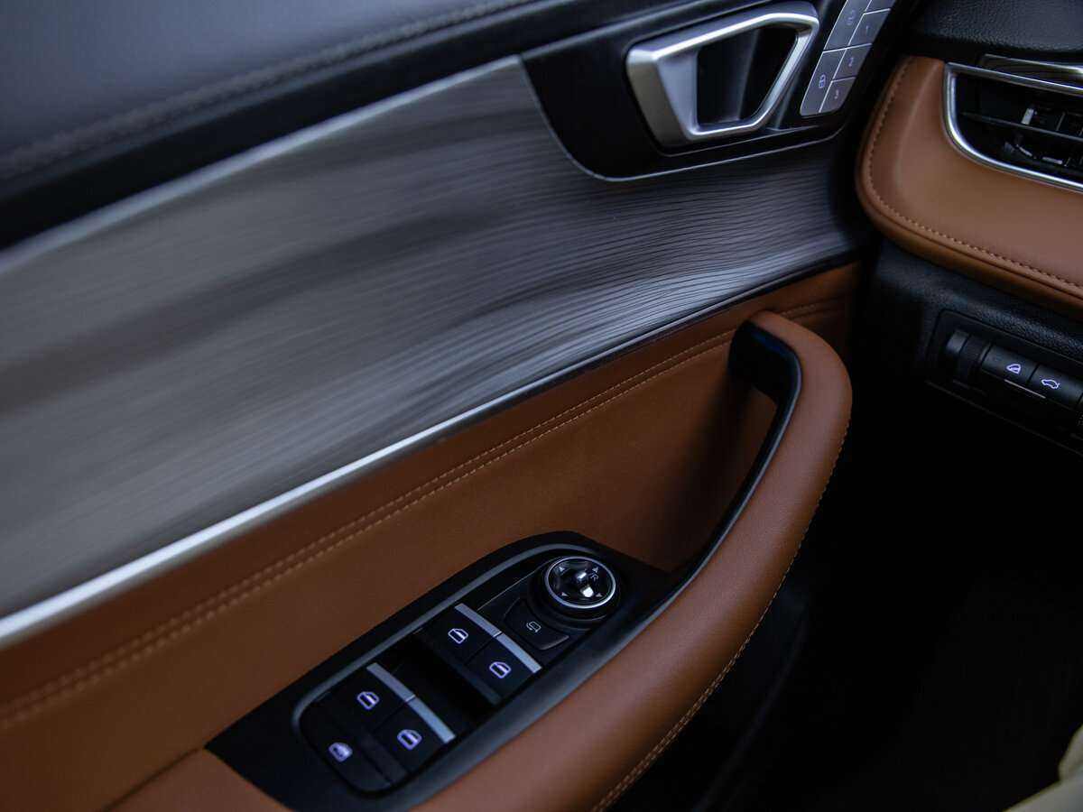 Купить Chery Tiggo 8 Pro Max с пробегом. Фото: #16