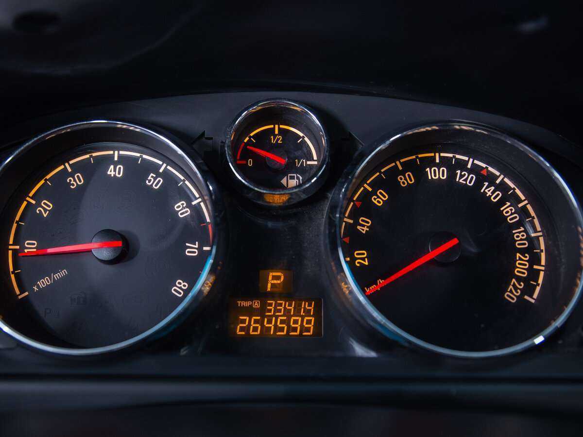 Купить Opel Antara с пробегом. Фото: #8