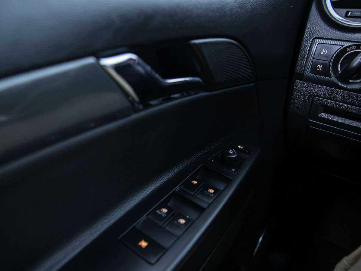 Купить Opel Antara с пробегом. Фото: #13