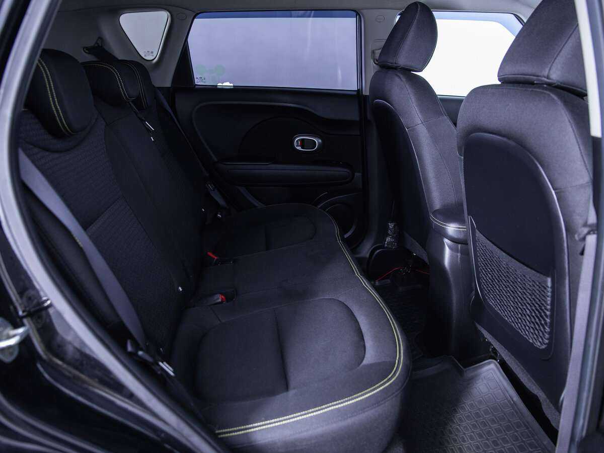 Купить Kia Soul с пробегом. Фото: #9