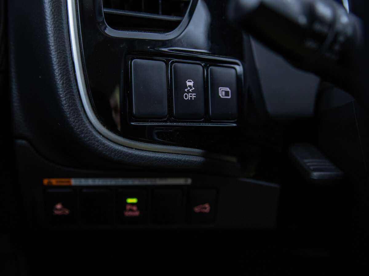 Купить Mitsubishi Outlander с пробегом. Фото: #14