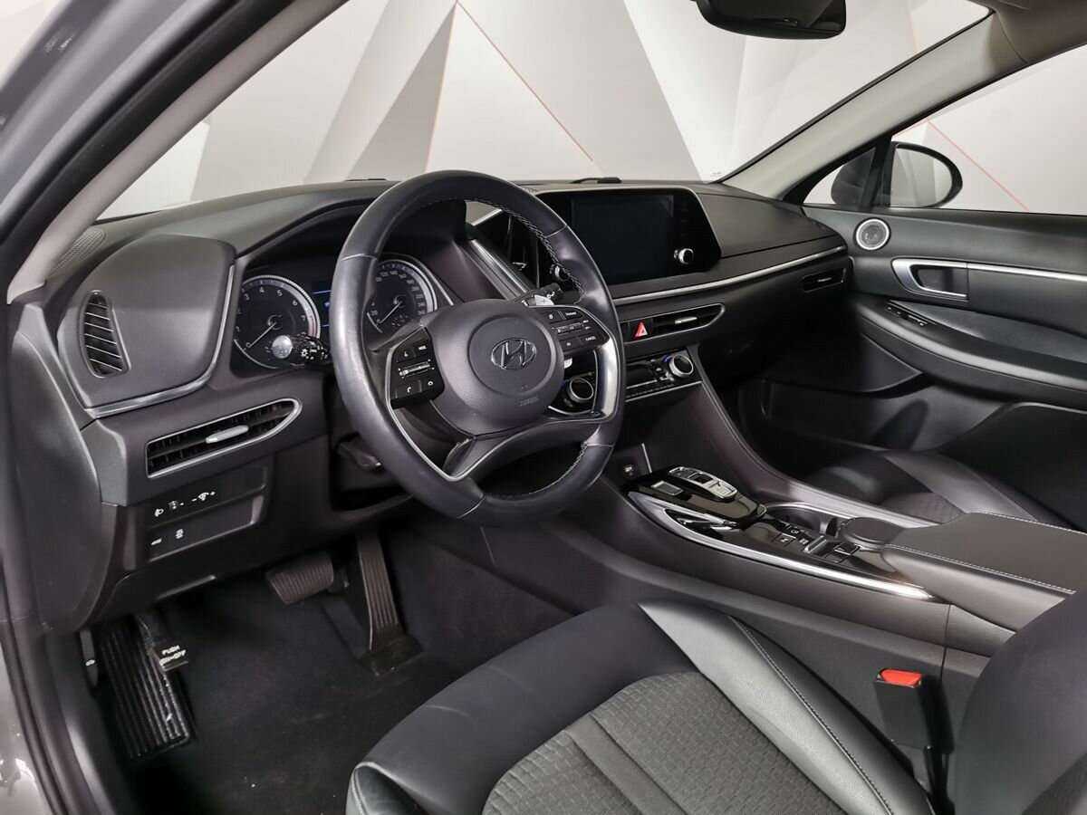 Купить Hyundai Sonata с пробегом. Фото: #14