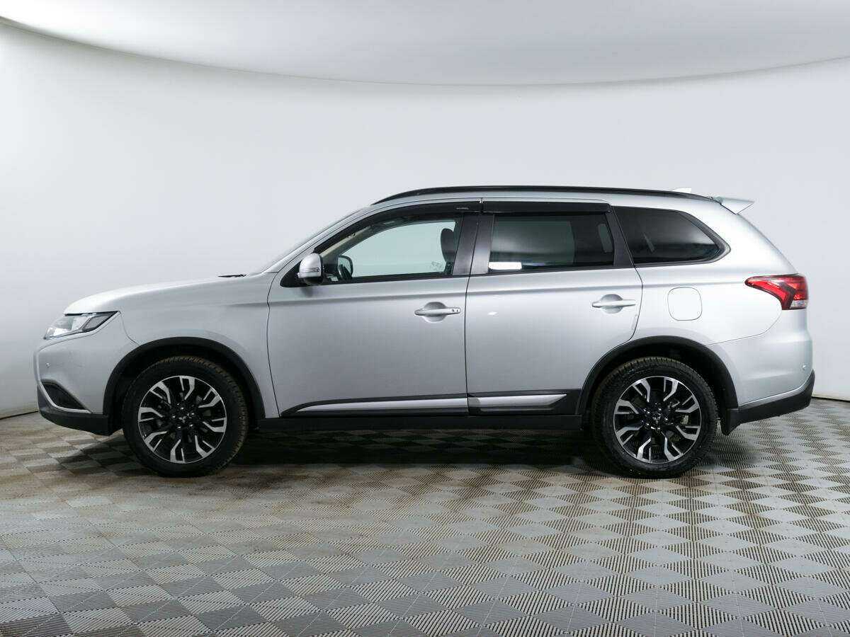 Купить Mitsubishi Outlander с пробегом. Фото: #7