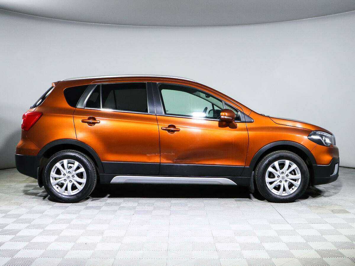 Продажа Б/У Сузуки С-Икс4. Фото: #3