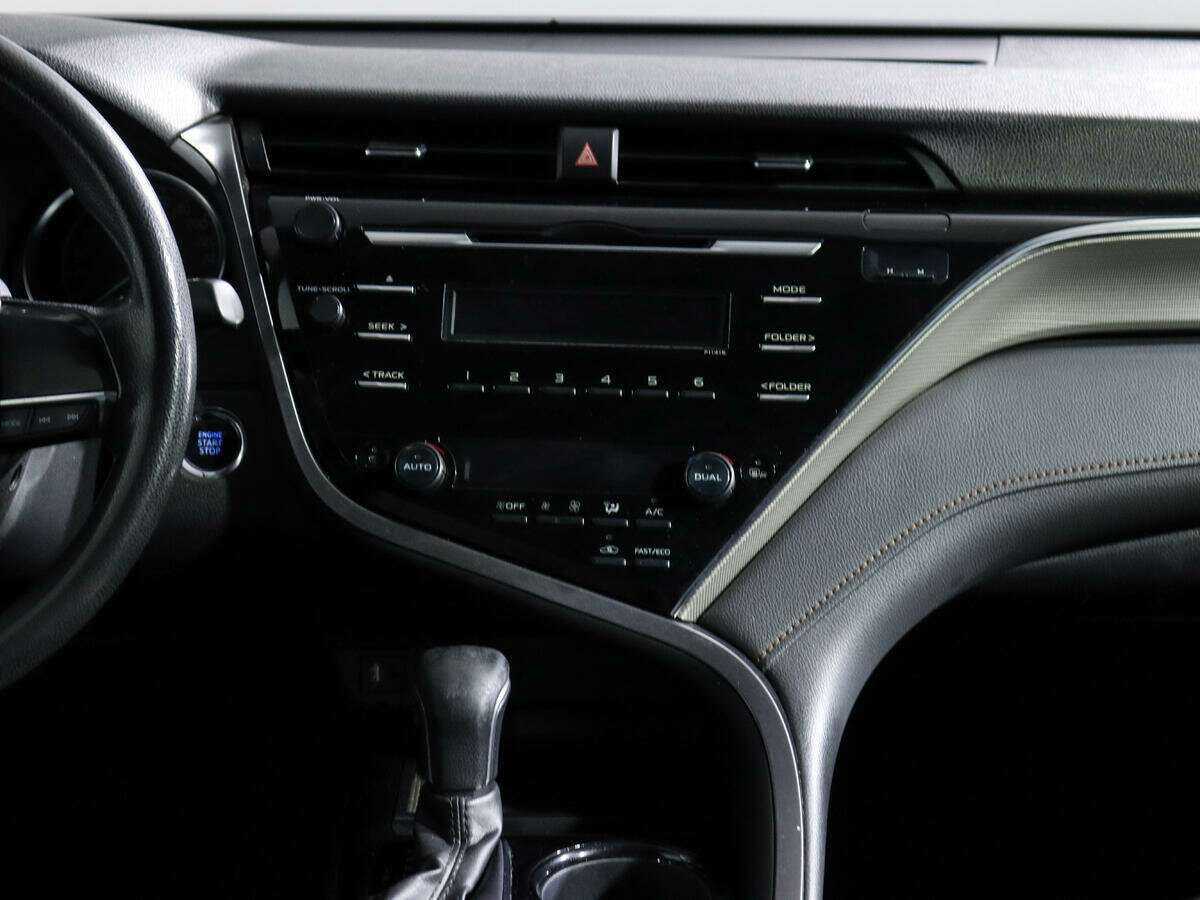 Купить Toyota Camry с пробегом. Фото: #12