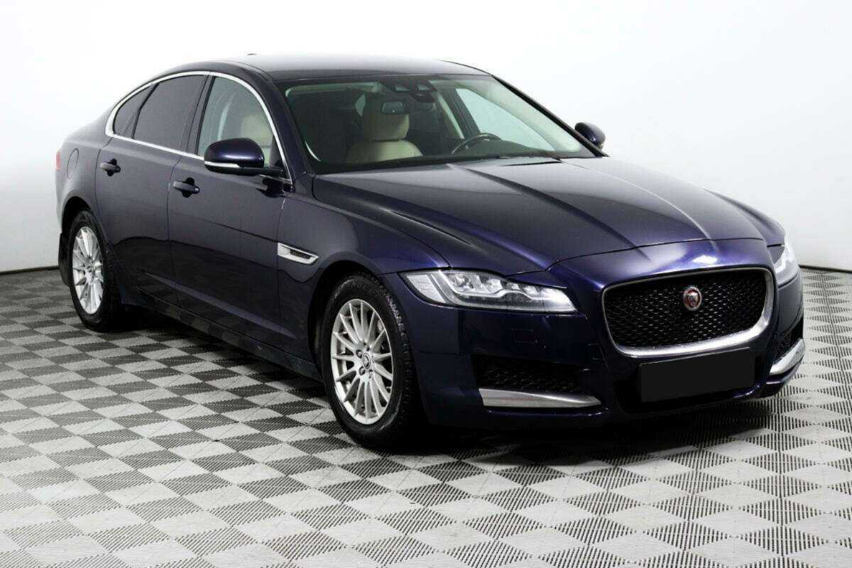Купить Jaguar XF с пробегом. Фото: #2
