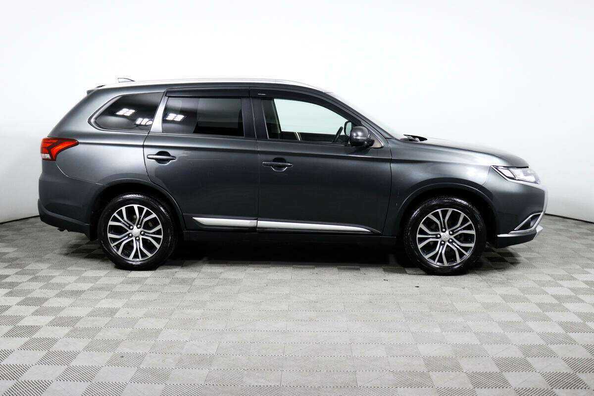 Купить Mitsubishi Outlander с пробегом. Фото: #3