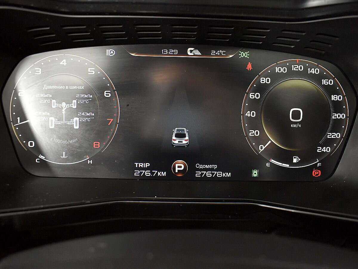 Купить Geely Tugella с пробегом. Фото: #11