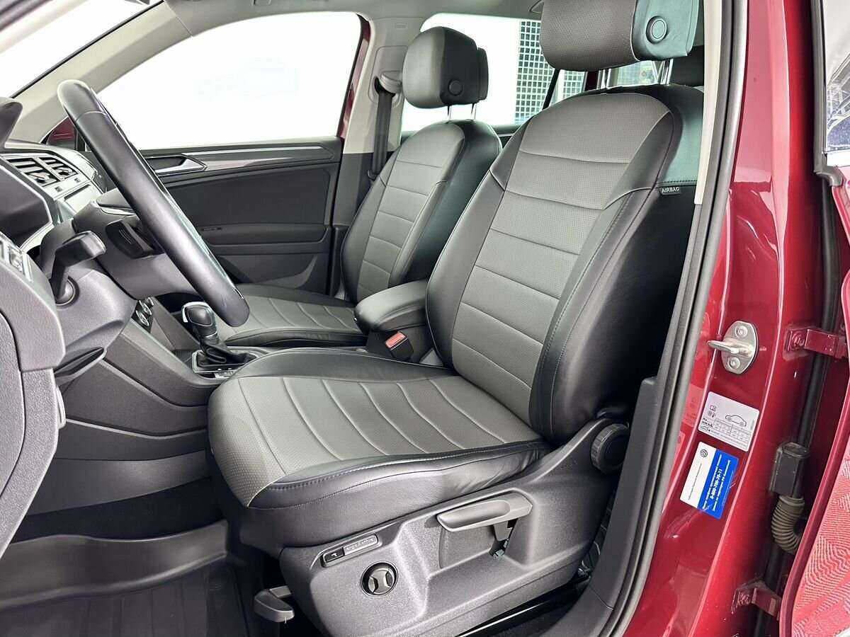 Купить Volkswagen Tiguan с пробегом. Фото: #9