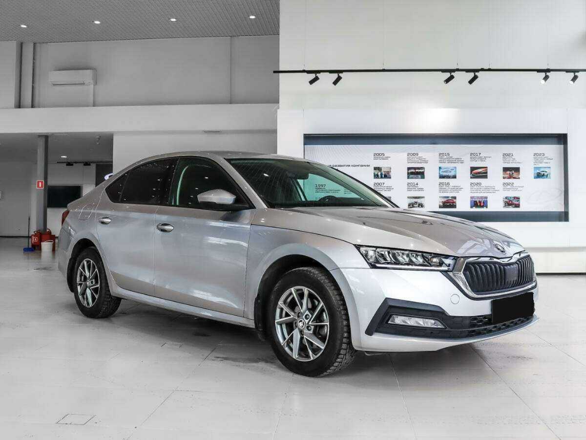 Купить Skoda Octavia с пробегом. Фото: #1