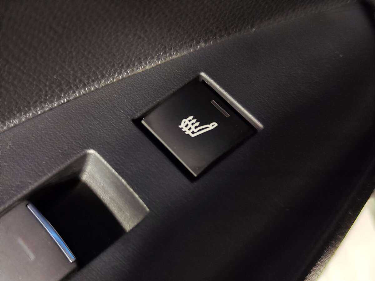 Купить Toyota Corolla с пробегом. Фото: #17