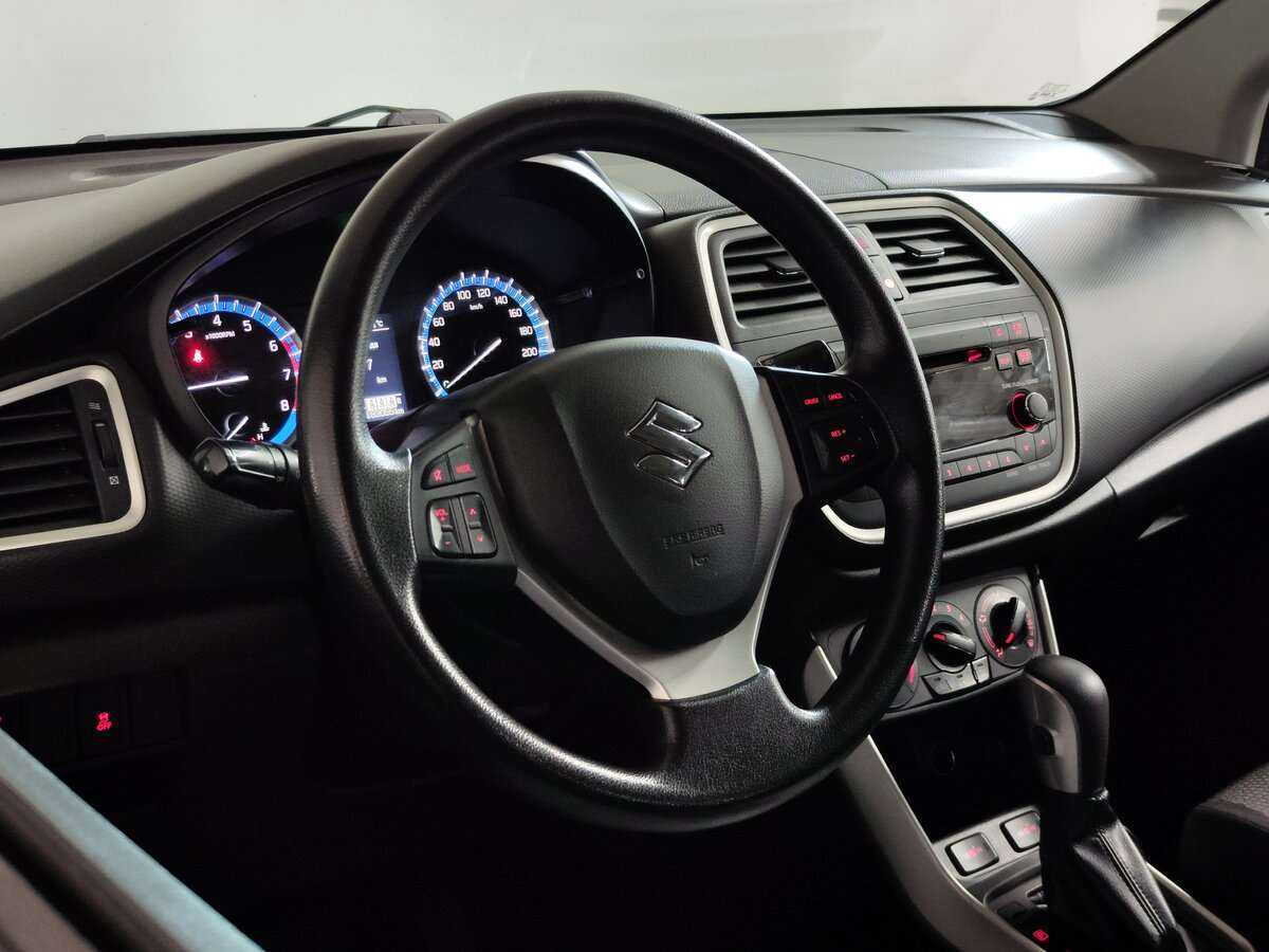 Продажа Б/У Сузуки С-Икс4. Фото: #14