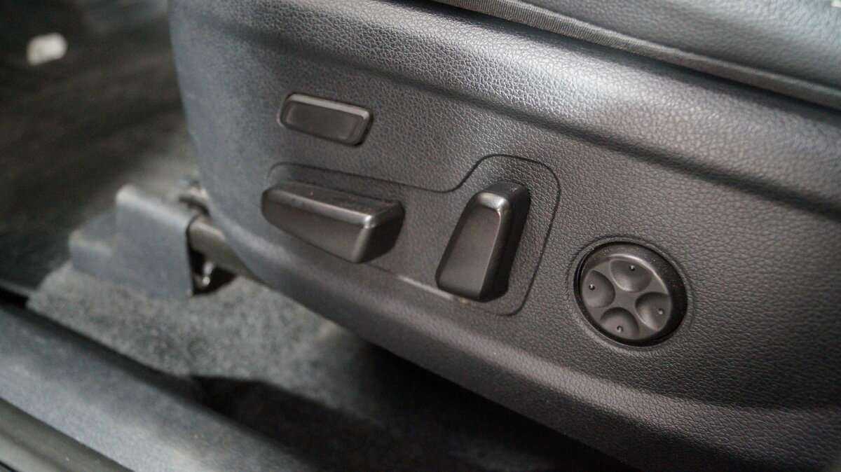 Купить Hyundai Santa Fe с пробегом. Фото: #24