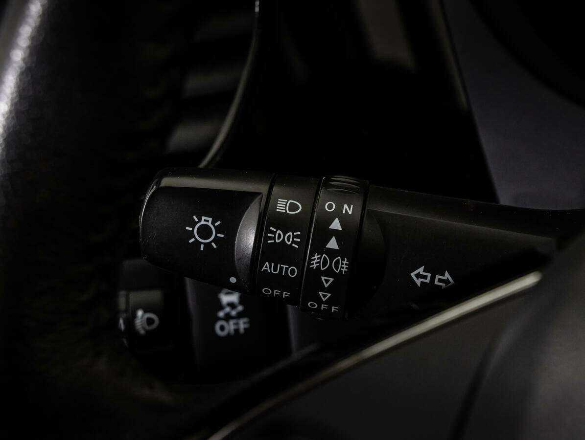 Купить Mitsubishi Outlander с пробегом. Фото: #17