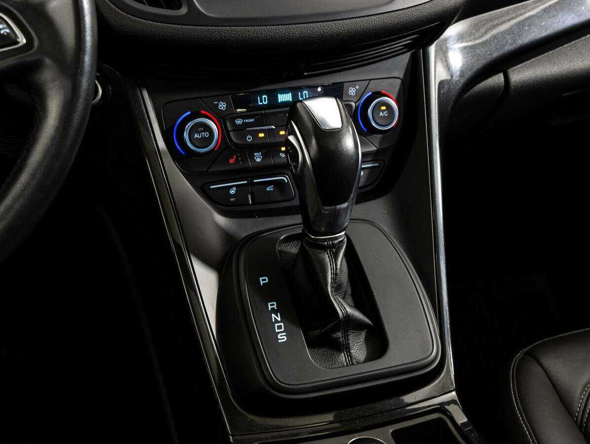 Купить Ford Kuga с пробегом. Фото: #10