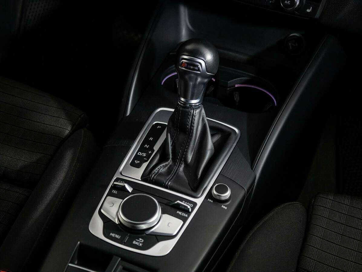 Купить Audi A3 с пробегом. Фото: #12