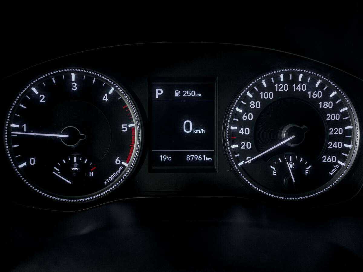 Купить Hyundai Santa Fe с пробегом. Фото: #10