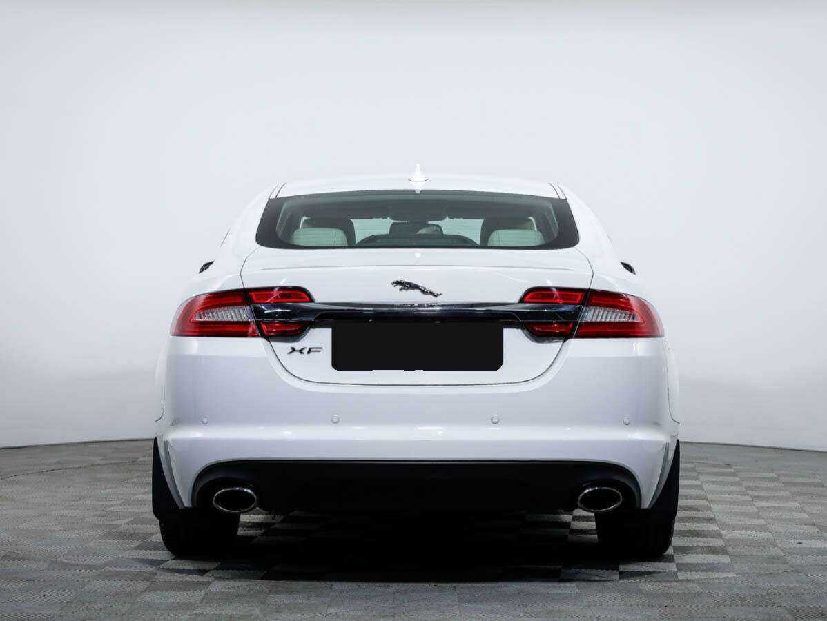 Купить Jaguar XF с пробегом. Фото: #4