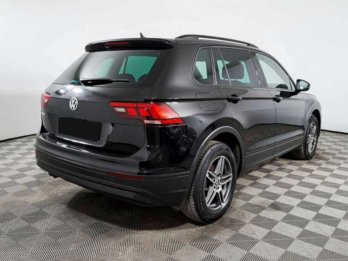 Купить Volkswagen Tiguan с пробегом. Фото: #4