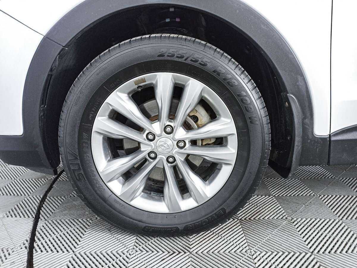 Купить Hyundai Santa Fe с пробегом. Фото: #11