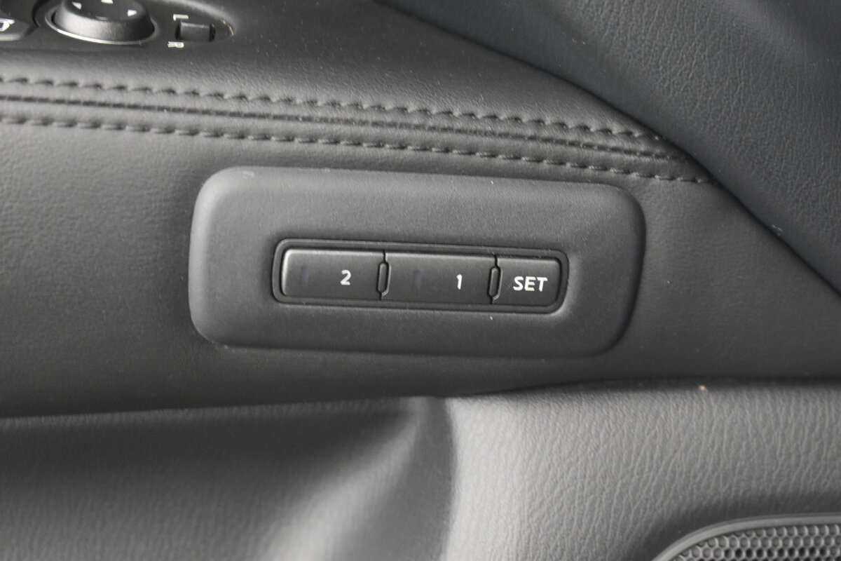 Купить Infiniti QX60 с пробегом. Фото: #9