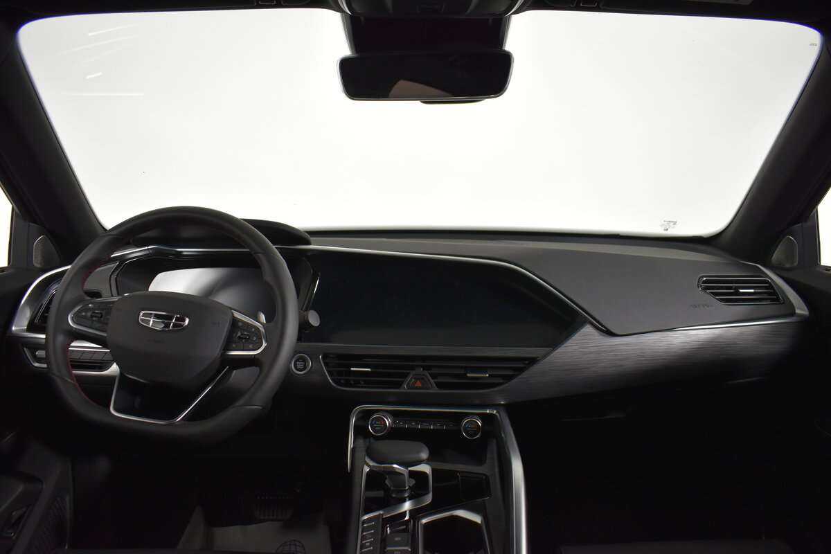 Купить Geely Tugella с пробегом. Фото: #11