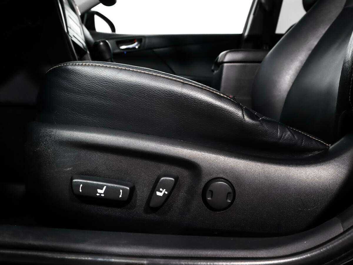 Продажа Б/У Тойота Камри. Фото: #9