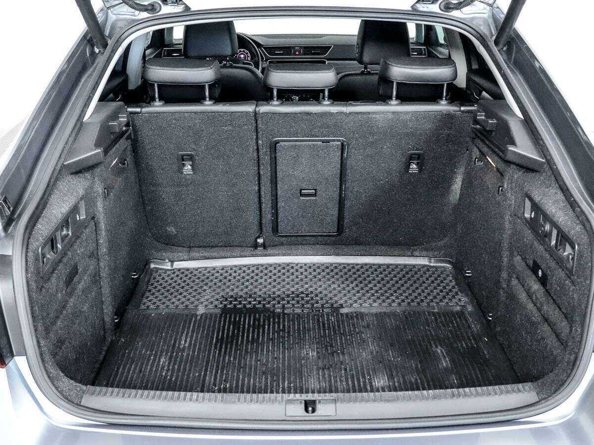 Купить Skoda Superb с пробегом. Фото: #18