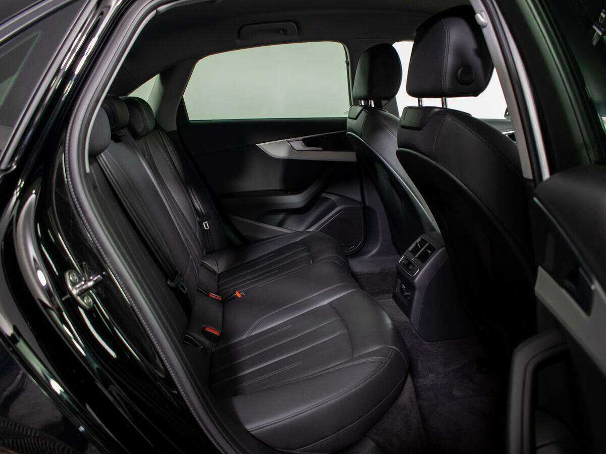 Купить Audi A4 с пробегом. Фото: #7