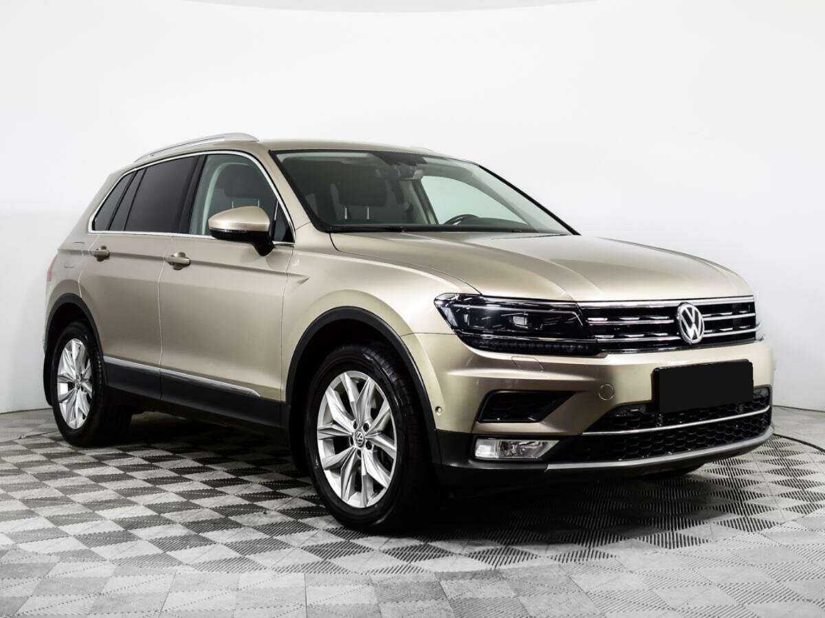 Купить Volkswagen Tiguan с пробегом. Фото: #2
