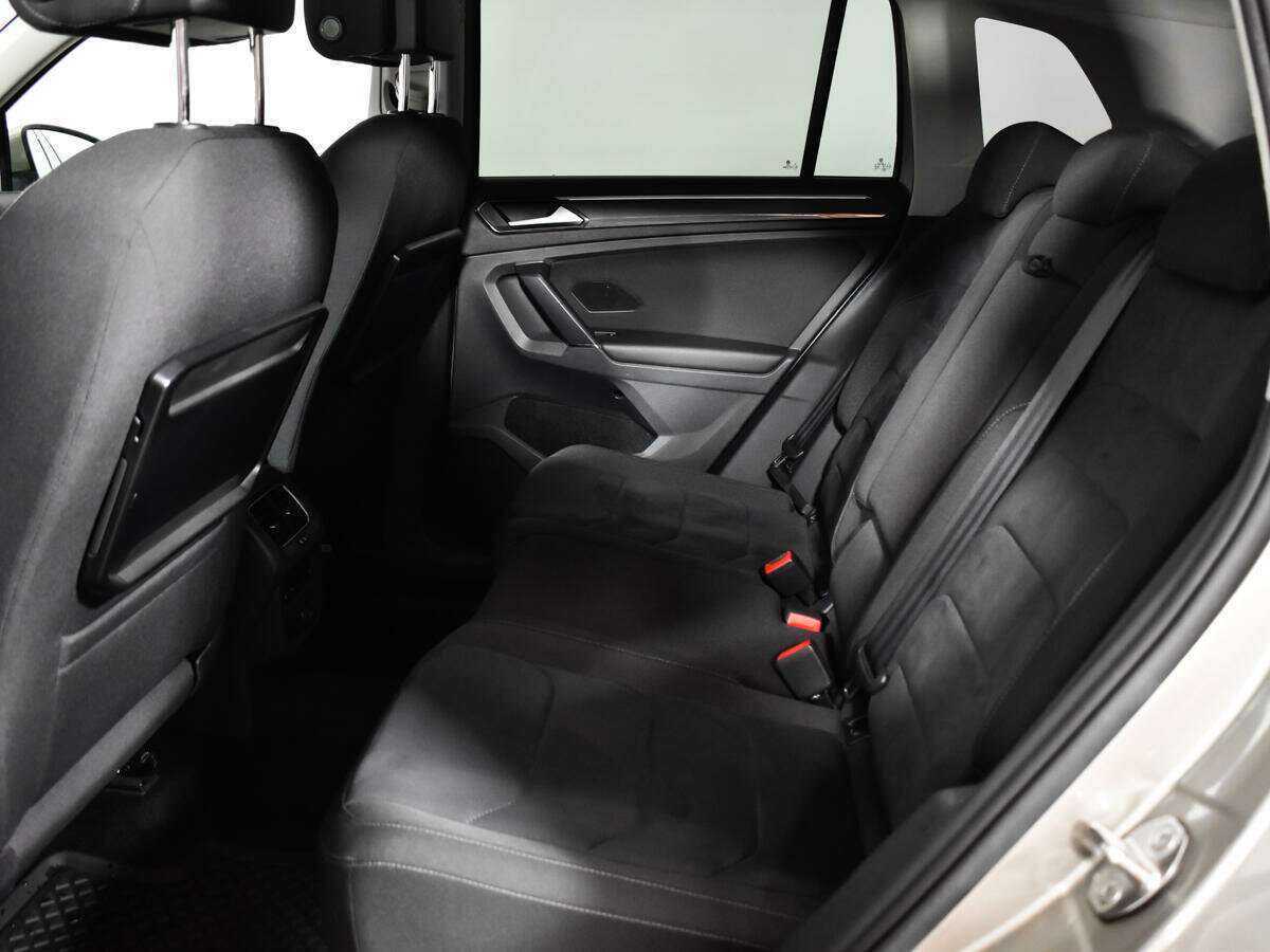 Купить Volkswagen Tiguan с пробегом. Фото: #5