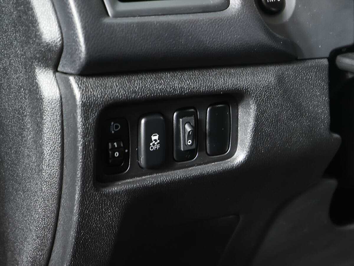 Продажа Б/У Митсубиши АС-Икс. Фото: #11