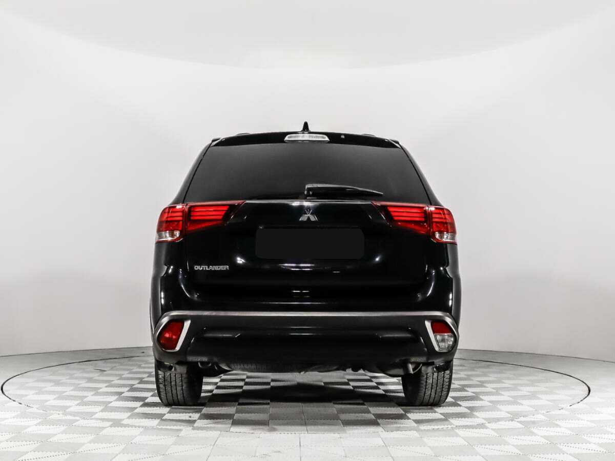 Купить Mitsubishi Outlander с пробегом. Фото: #5