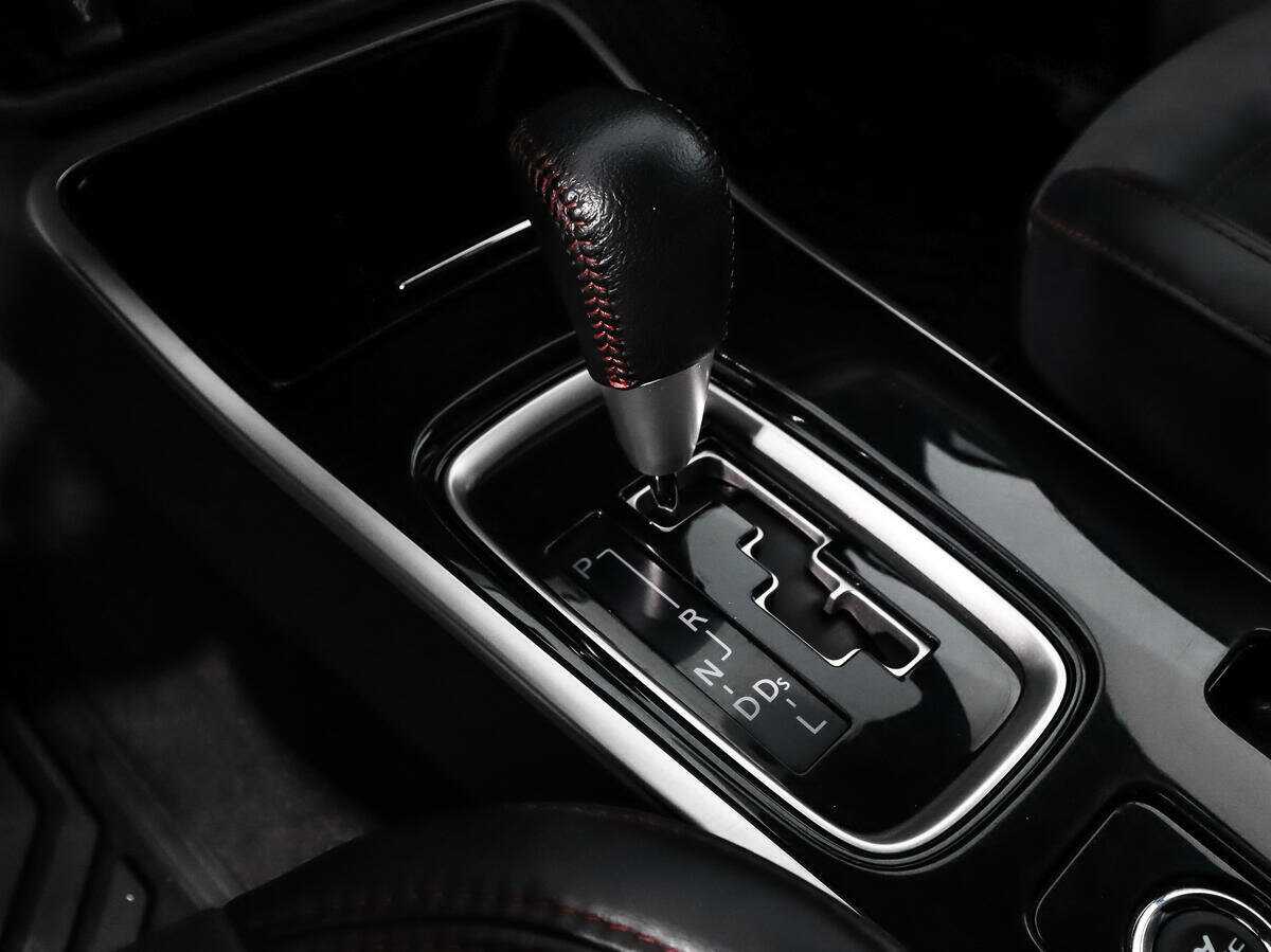 Купить Mitsubishi Outlander с пробегом. Фото: #10