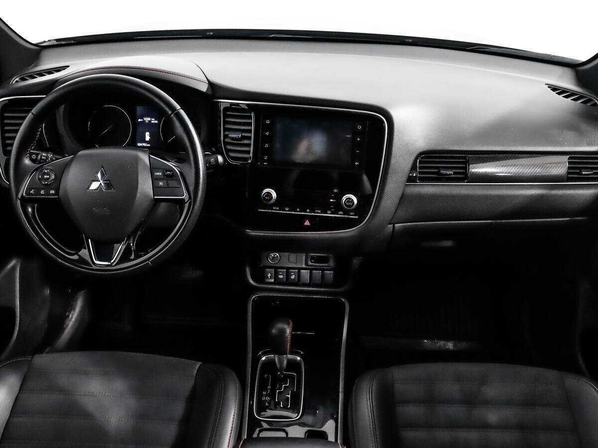 Купить Mitsubishi Outlander с пробегом. Фото: #13
